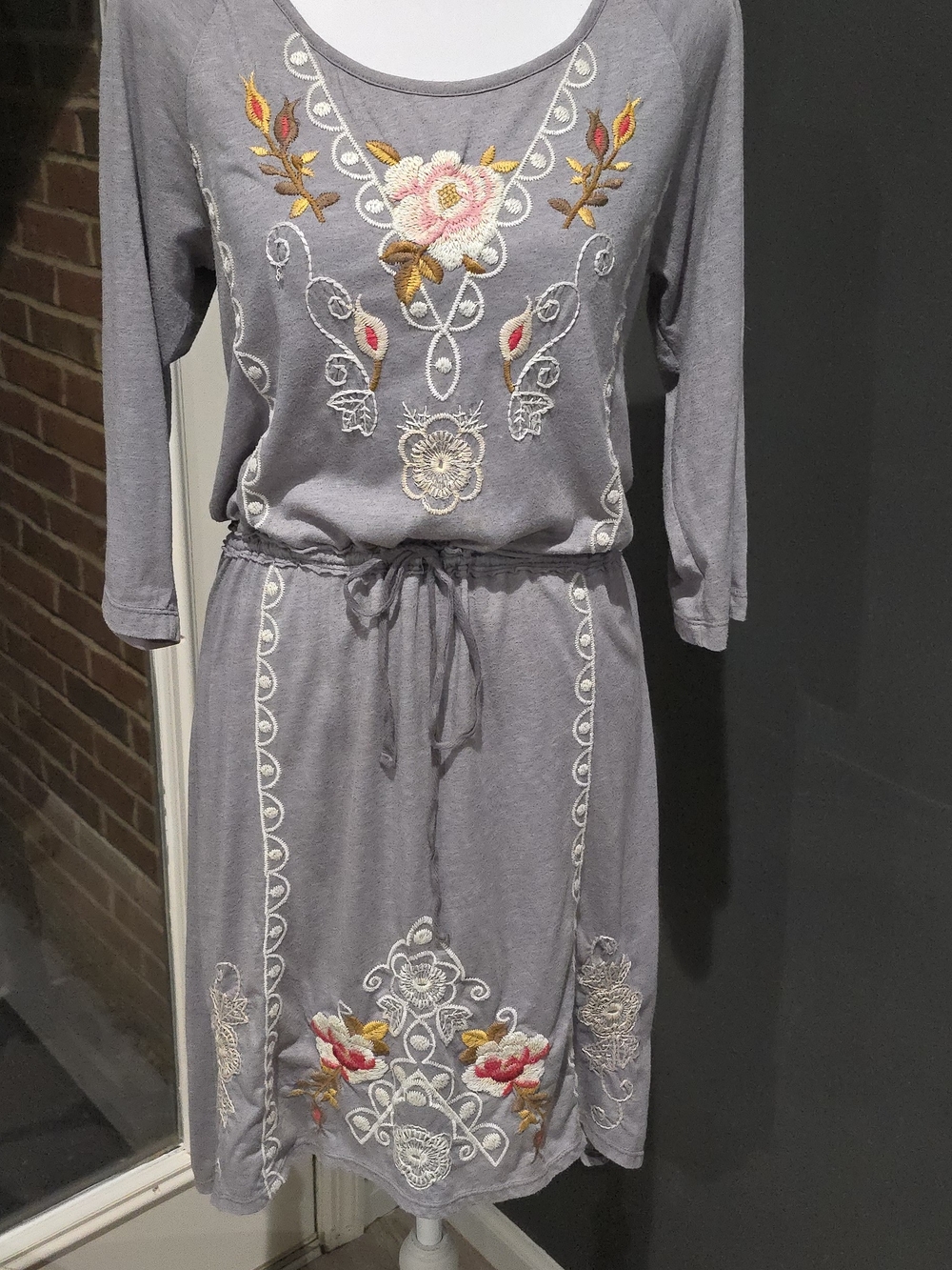 Vintage Johnny Was Embroidered Grey Floral Tie-Waist Dress